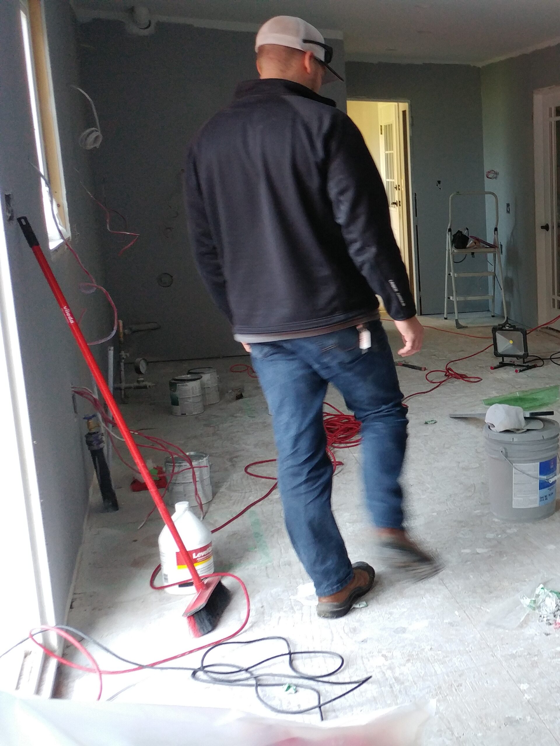 DRYWALLING ONSITE